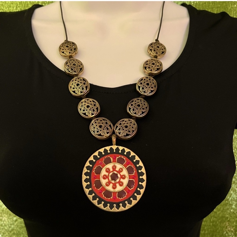 Lucky brand Black and Gold Statement Necklace with Red Accents